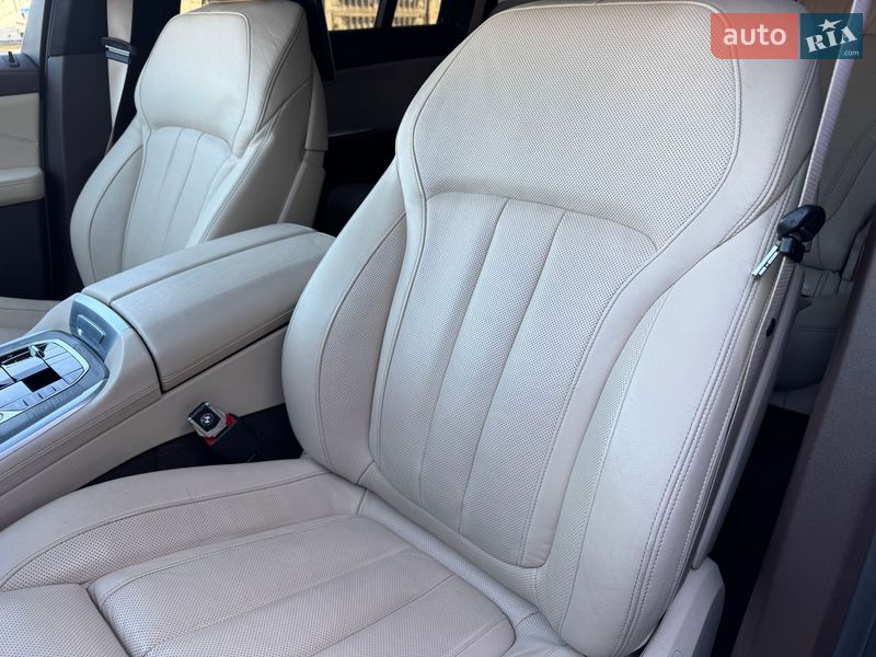 Внедорожник / Кроссовер BMW X7 2019 в Тернополе