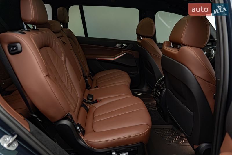 Внедорожник / Кроссовер BMW X7 2022 в Киеве