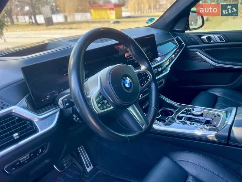 Внедорожник / Кроссовер BMW X7 2022 в Луцке