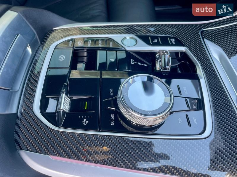 Внедорожник / Кроссовер BMW X7 2022 в Луцке