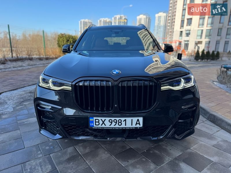 Внедорожник / Кроссовер BMW X7 2021 в Киеве