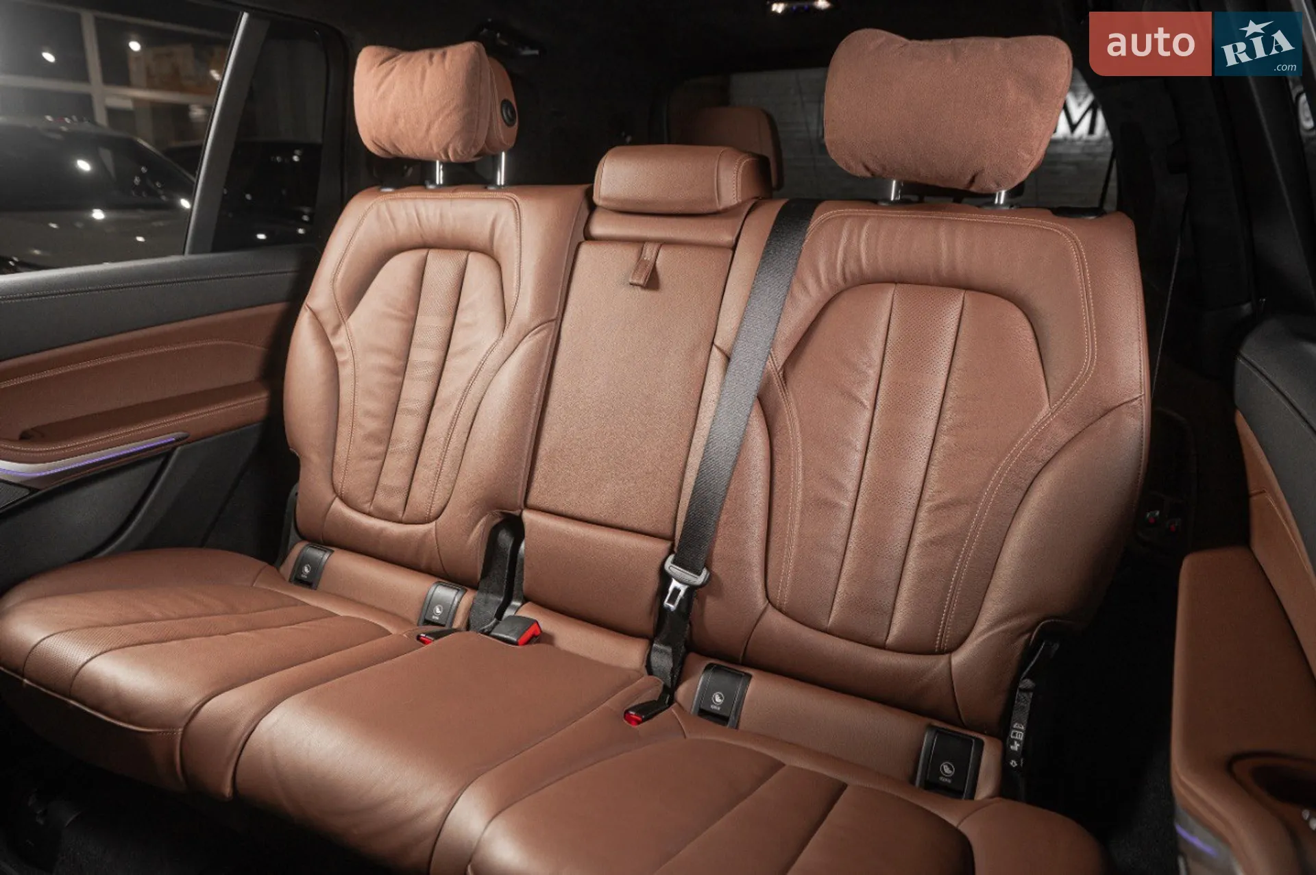 2022 BMW X7 - мініатюра 48