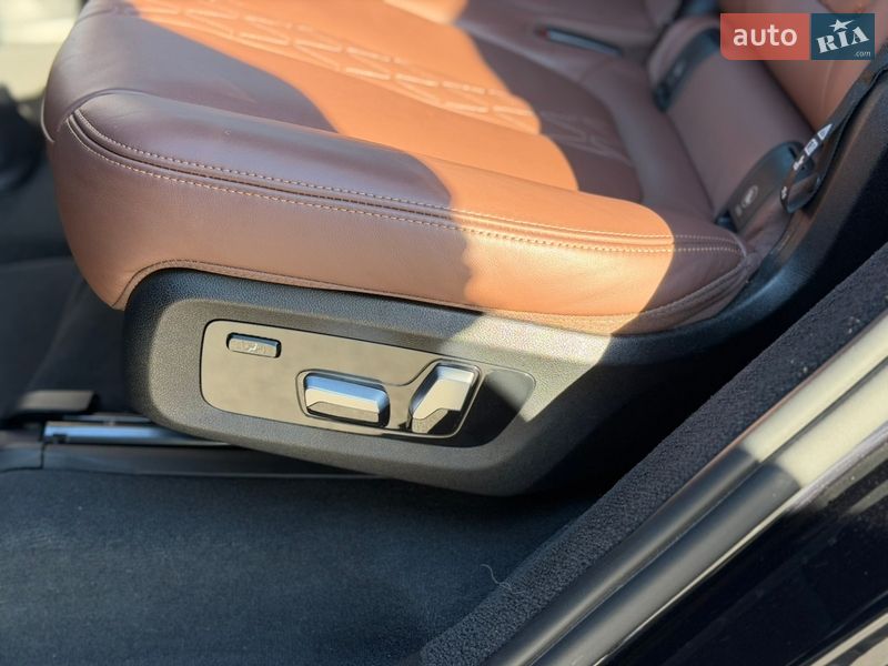 Позашляховик / Кросовер BMW X7 2021 в Києві