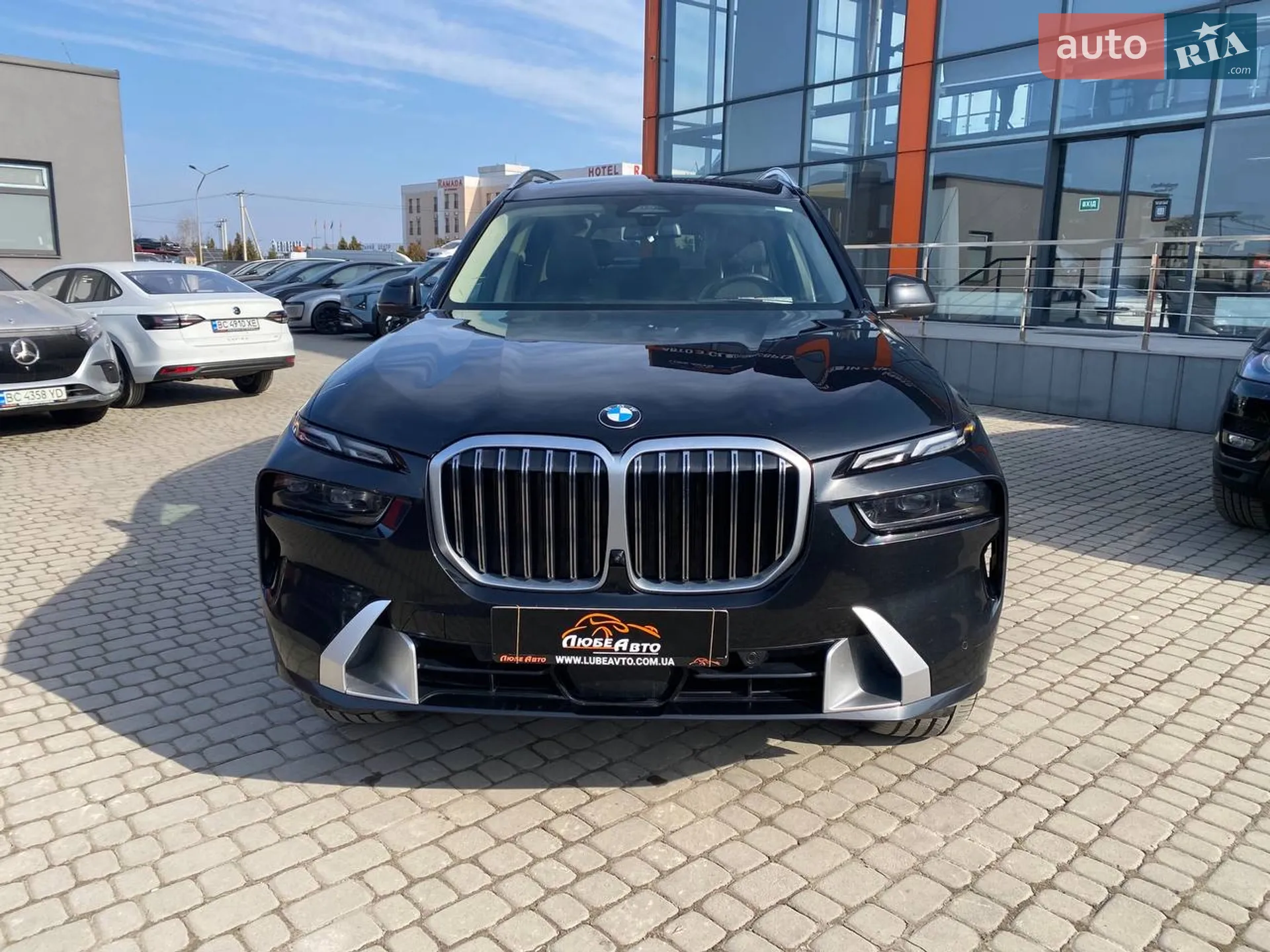 2023 BMW X7 - мініатюра 3