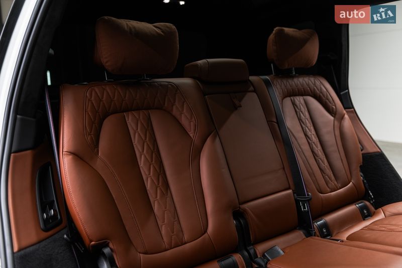 Позашляховик / Кросовер BMW X7 2023 в Мукачевому фото 39 Позашляховик / Кросовер BMW X7 2023 в Мукачевому