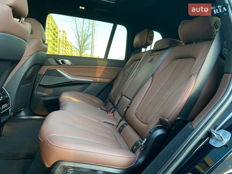 Внедорожник / Кроссовер BMW X7 2022 в Киеве