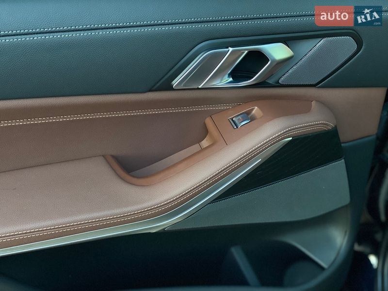 Внедорожник / Кроссовер BMW X7 2022 в Киеве