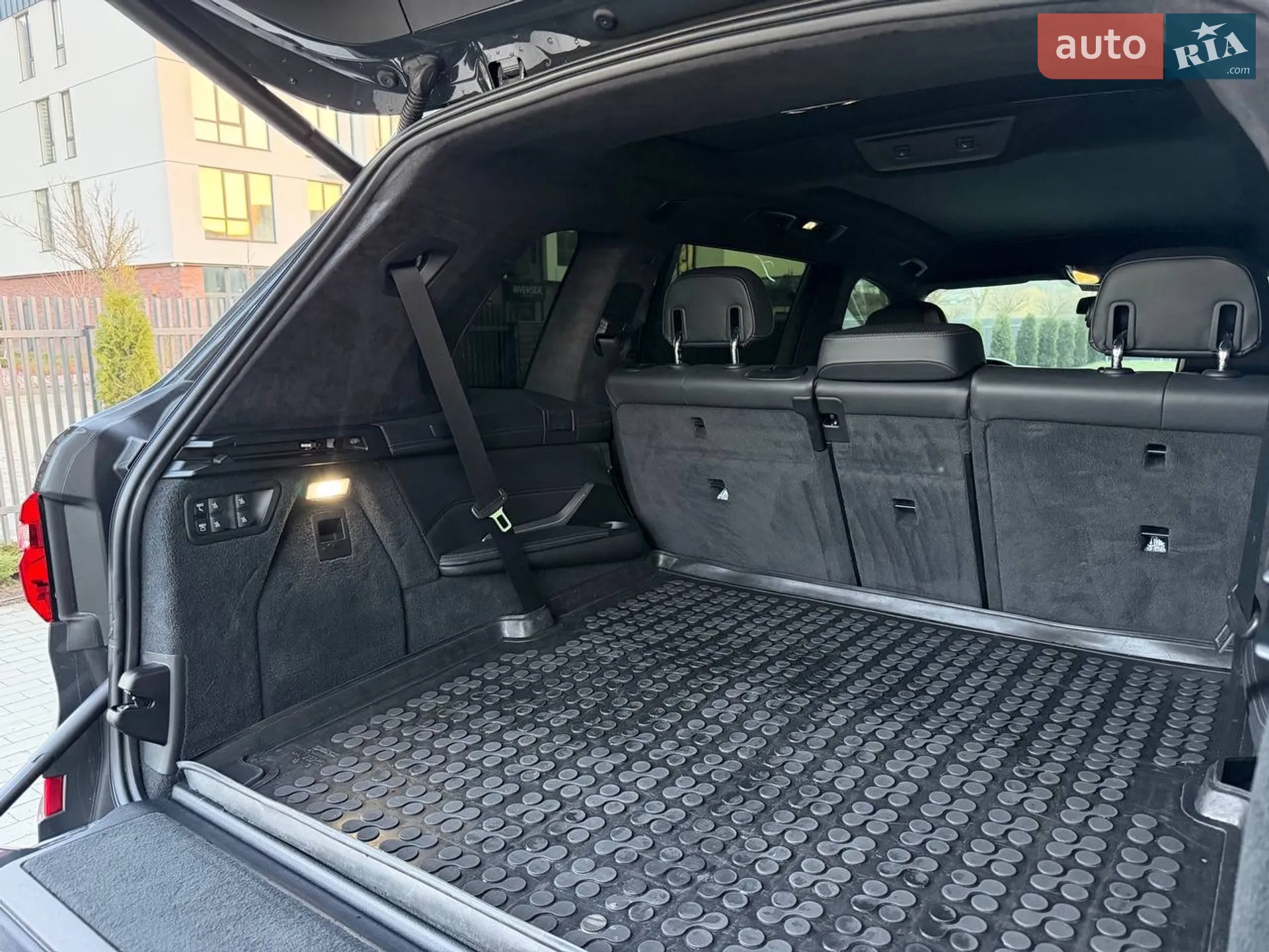 2021 BMW X7 - мініатюра 19