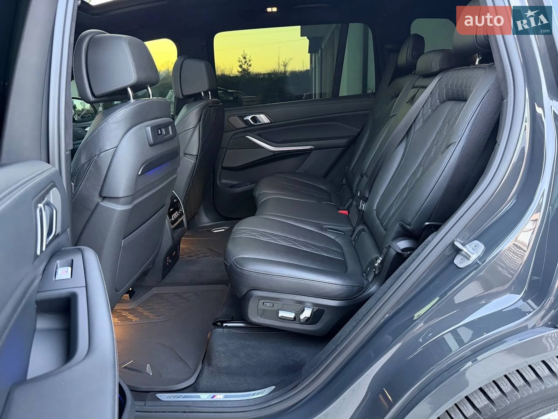 2021 BMW X7 - мініатюра 31