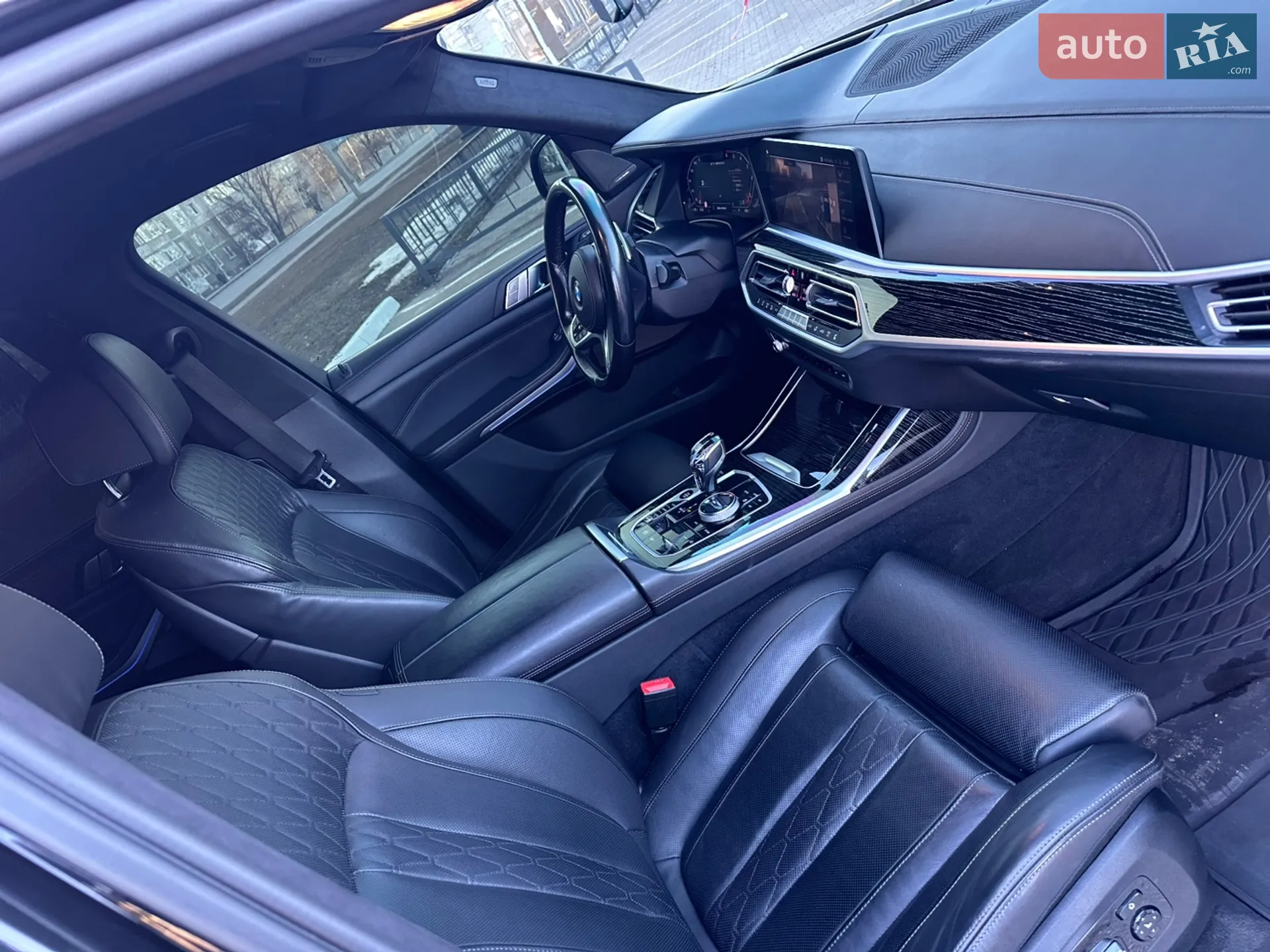 2022 BMW X7 - мініатюра 23