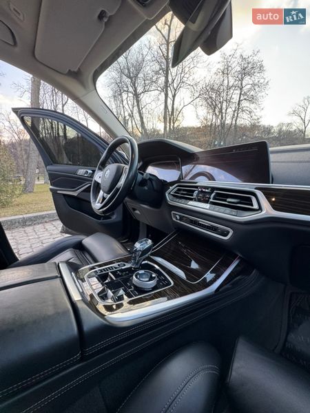 Позашляховик / Кросовер BMW X7 2020 в Києві