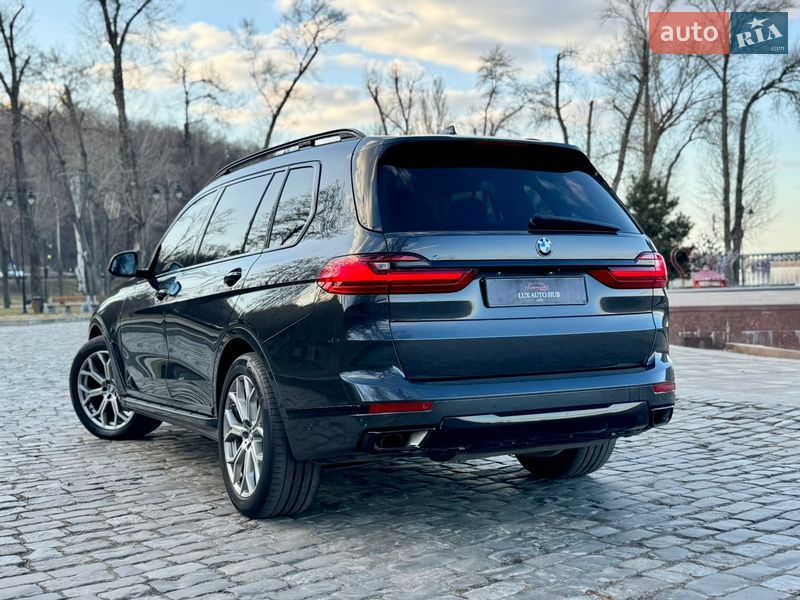 Позашляховик / Кросовер BMW X7 2020 в Києві