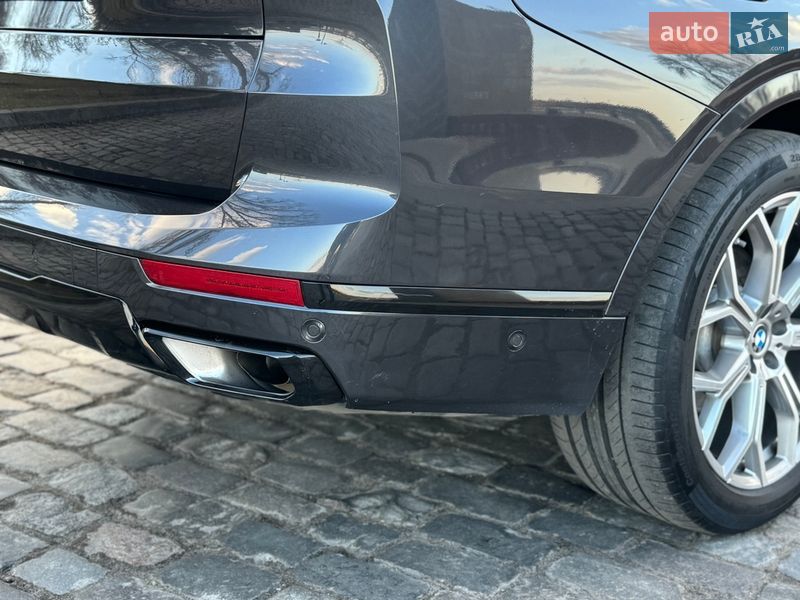 Позашляховик / Кросовер BMW X7 2020 в Києві