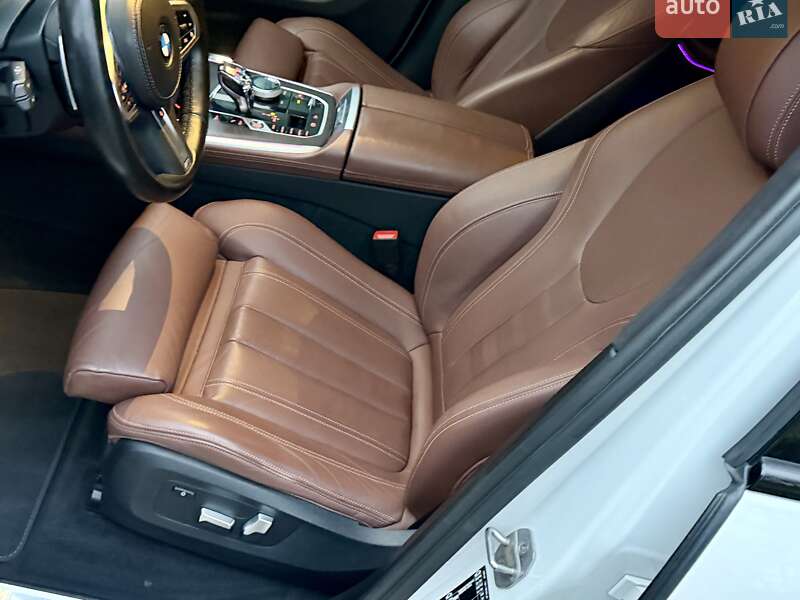 Позашляховик / Кросовер BMW X7 2022 в Києві