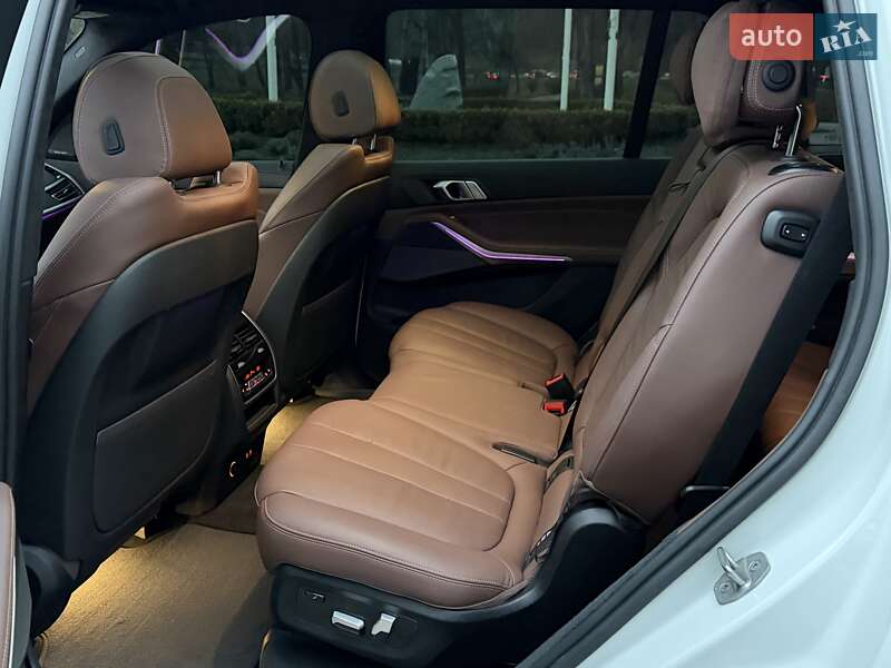 Позашляховик / Кросовер BMW X7 2022 в Києві