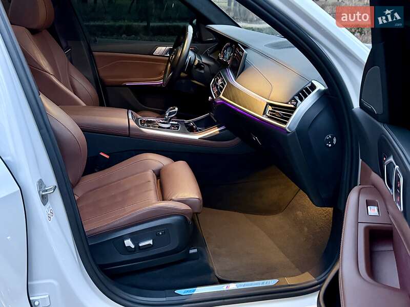Позашляховик / Кросовер BMW X7 2022 в Києві