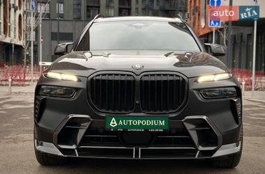 Внедорожник / Кроссовер BMW X7 2023 в Киеве