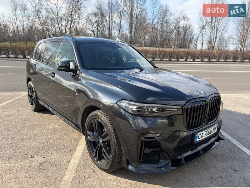 Внедорожник / Кроссовер BMW X7 2022 в Черкассах