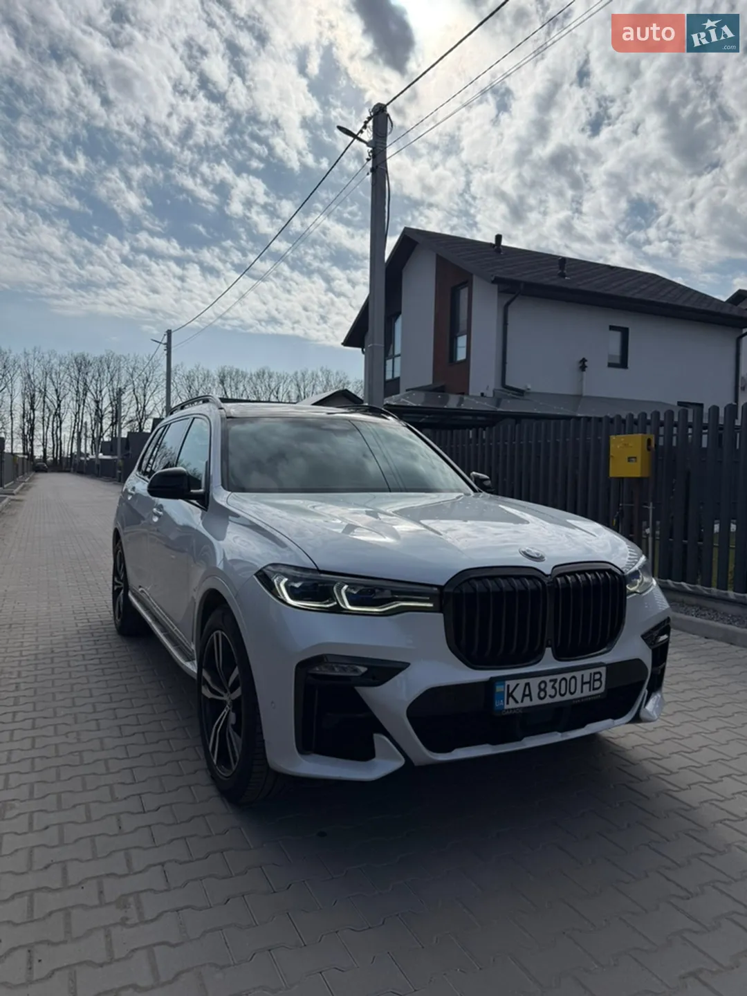 2020 BMW X7 - мініатюра 3