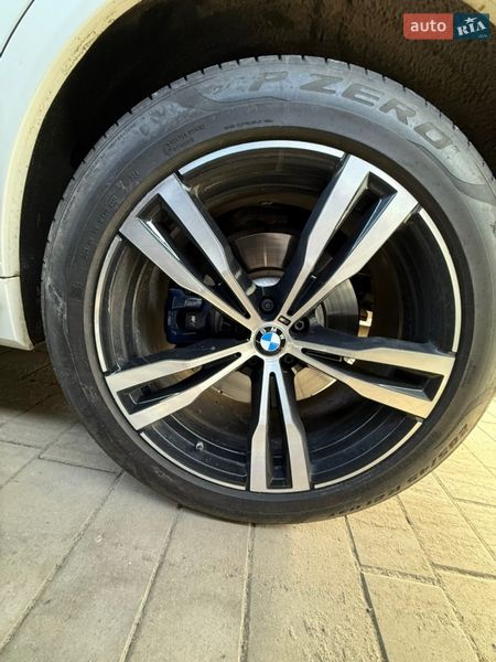 Внедорожник / Кроссовер BMW X7 2020 в Киеве