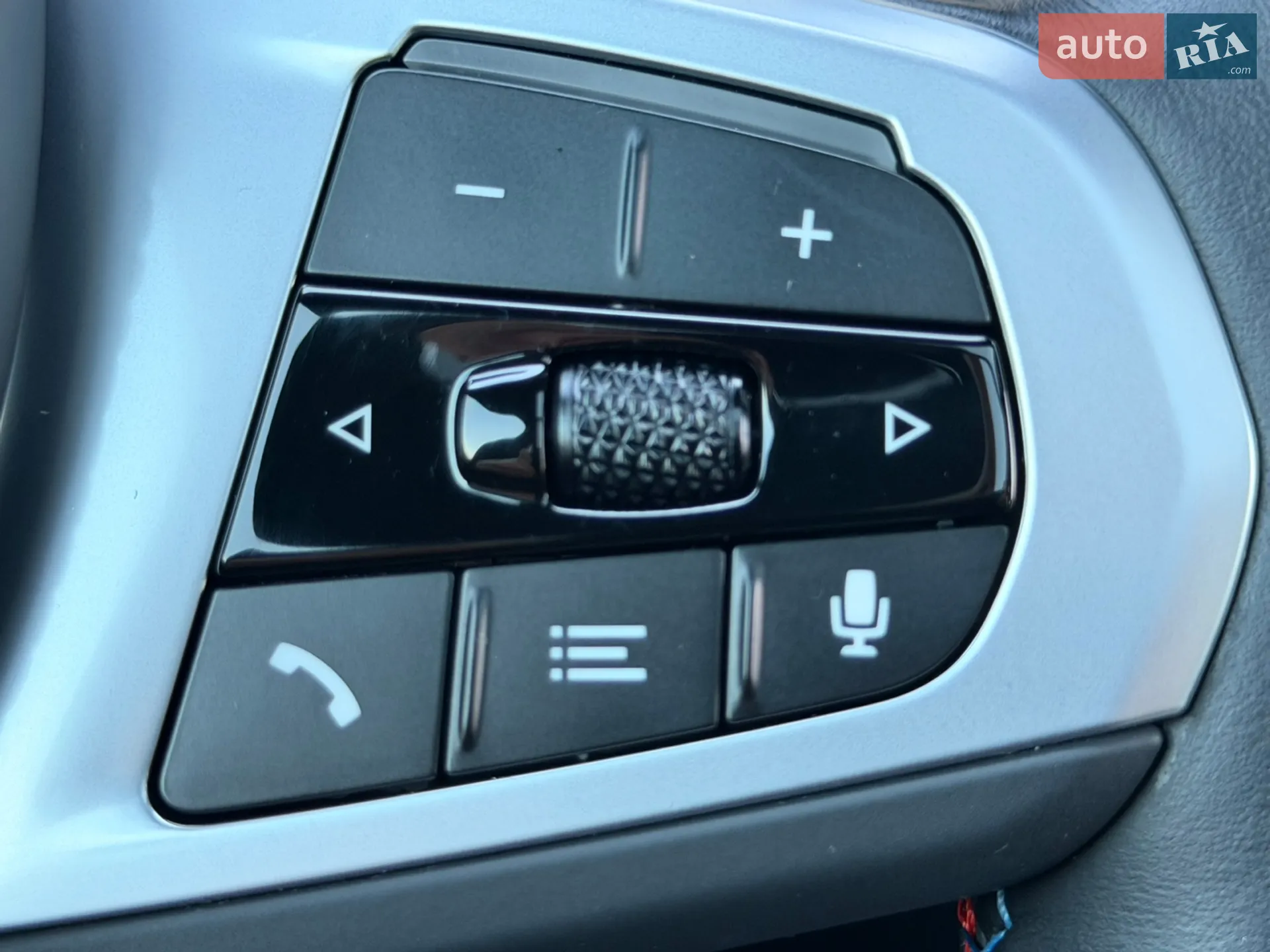 2024 BMW X7 - мініатюра 97