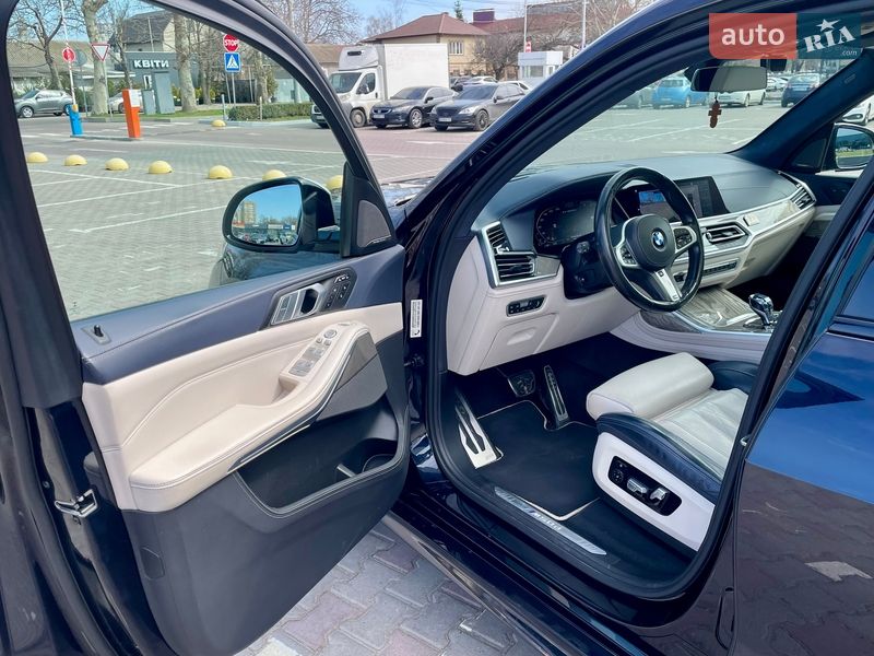Внедорожник / Кроссовер BMW X7 2019 в Одессе