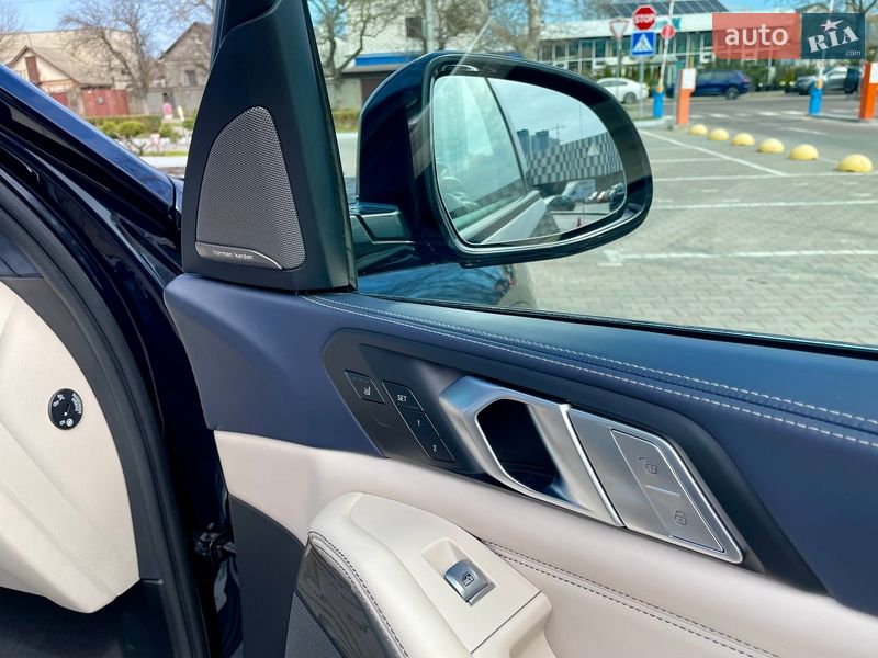 Внедорожник / Кроссовер BMW X7 2019 в Одессе