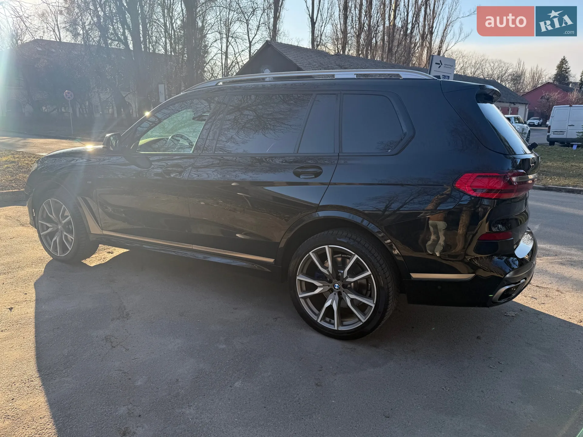 2019 BMW X7 - мініатюра 18