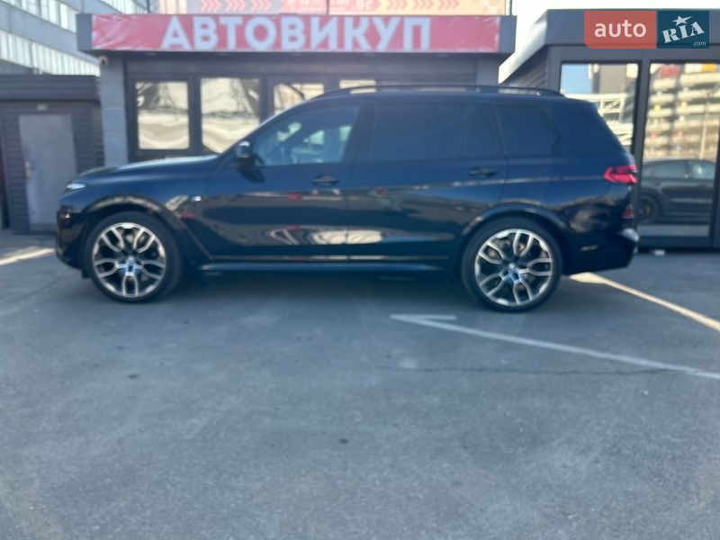 Внедорожник / Кроссовер BMW X7 2025 в Киеве