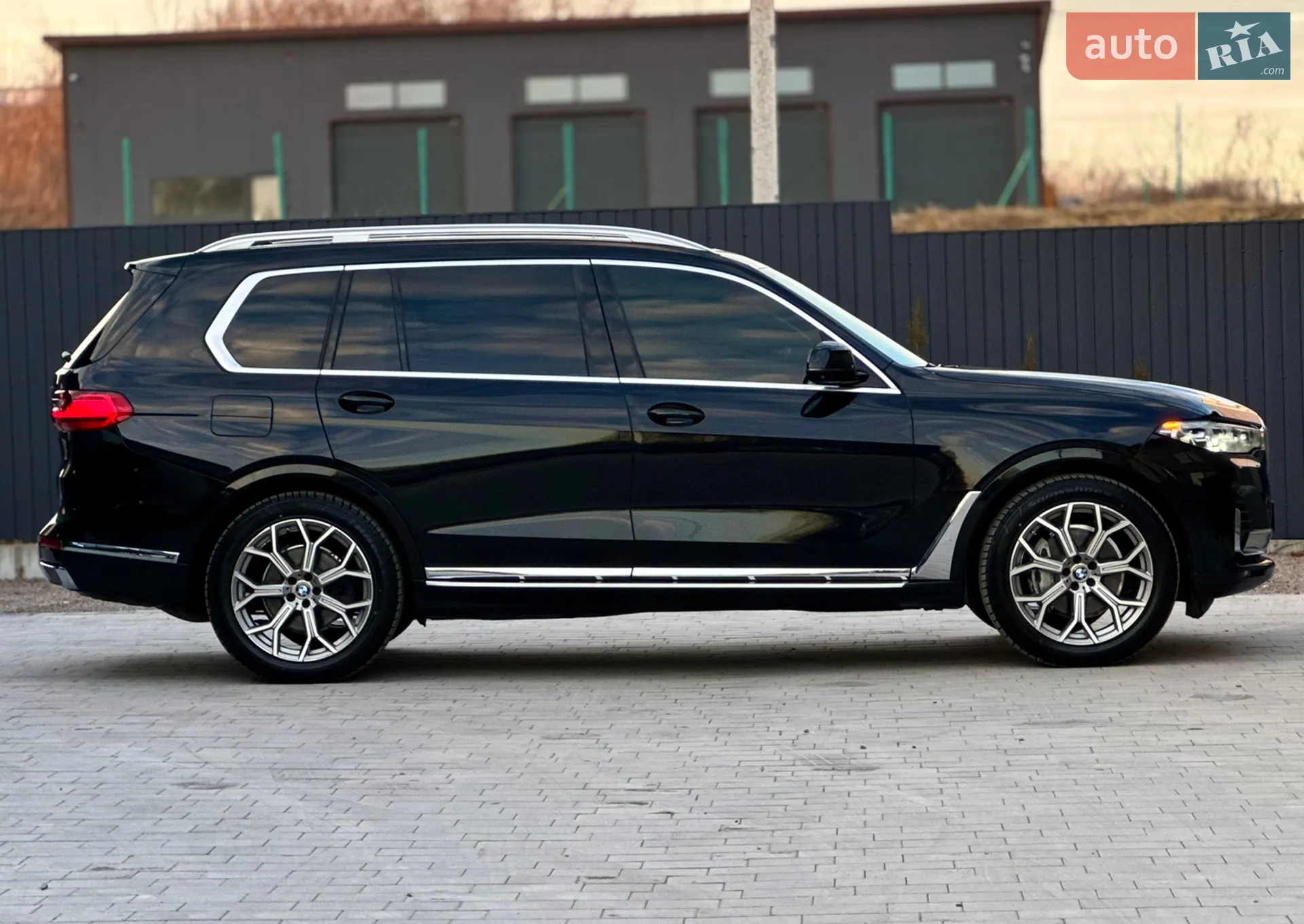 2020 BMW X7 - мініатюра 9