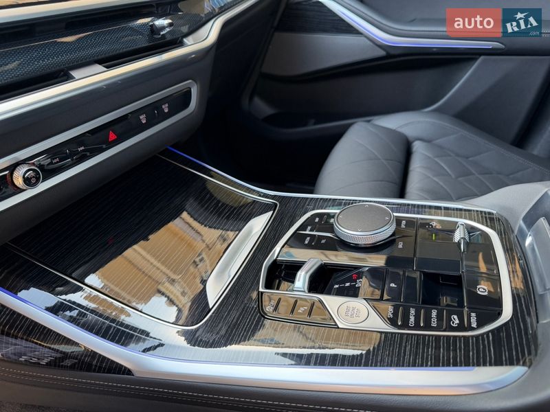 Позашляховик / Кросовер BMW X7 2023 в Києві