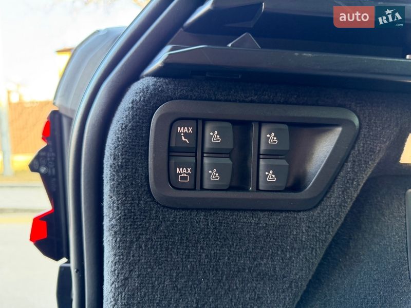 Позашляховик / Кросовер BMW X7 2023 в Києві