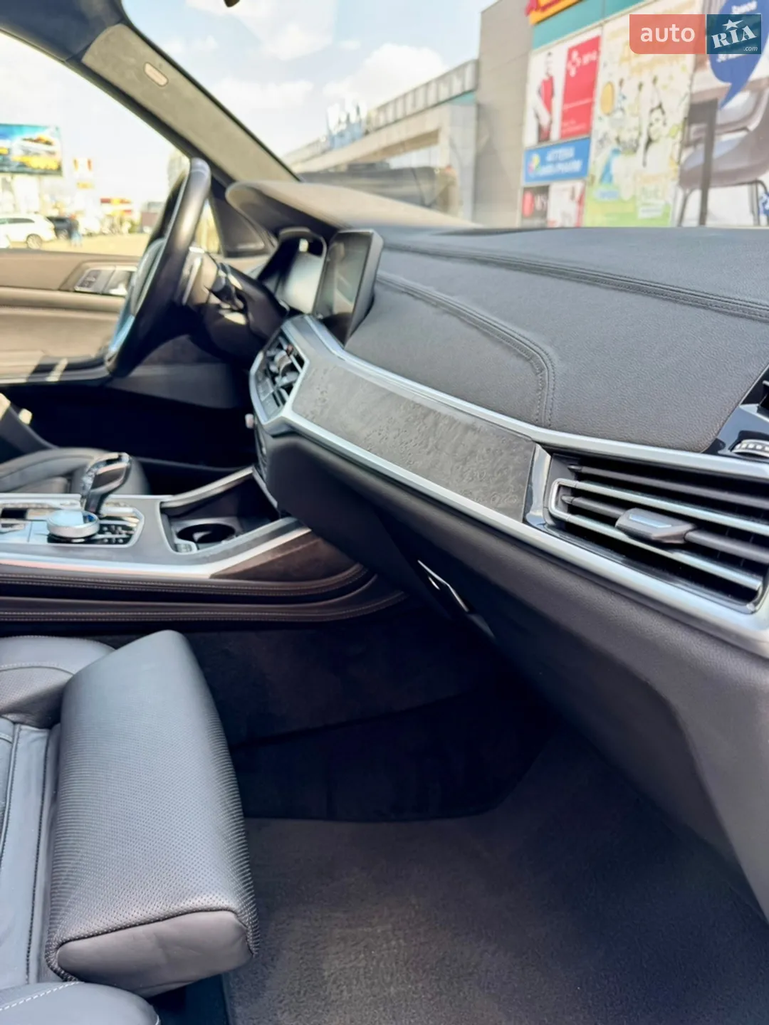 2020 BMW X7 - мініатюра 12