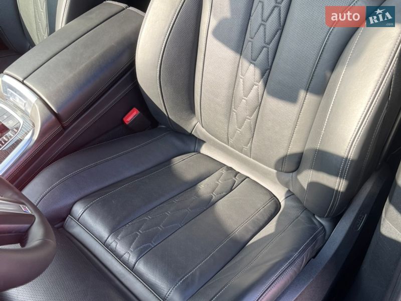 Позашляховик / Кросовер BMW X7 2020 в Києві