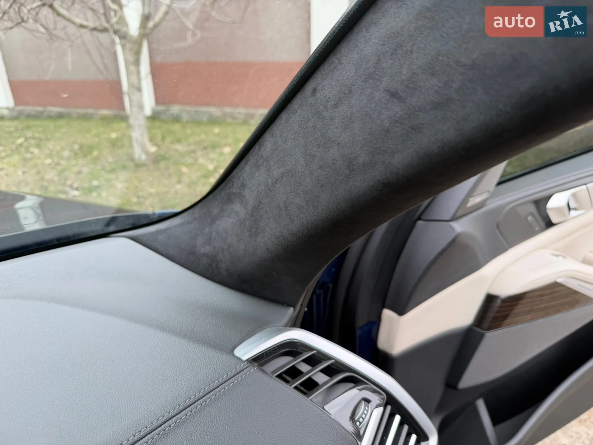 2020 BMW X7 - мініатюра 23