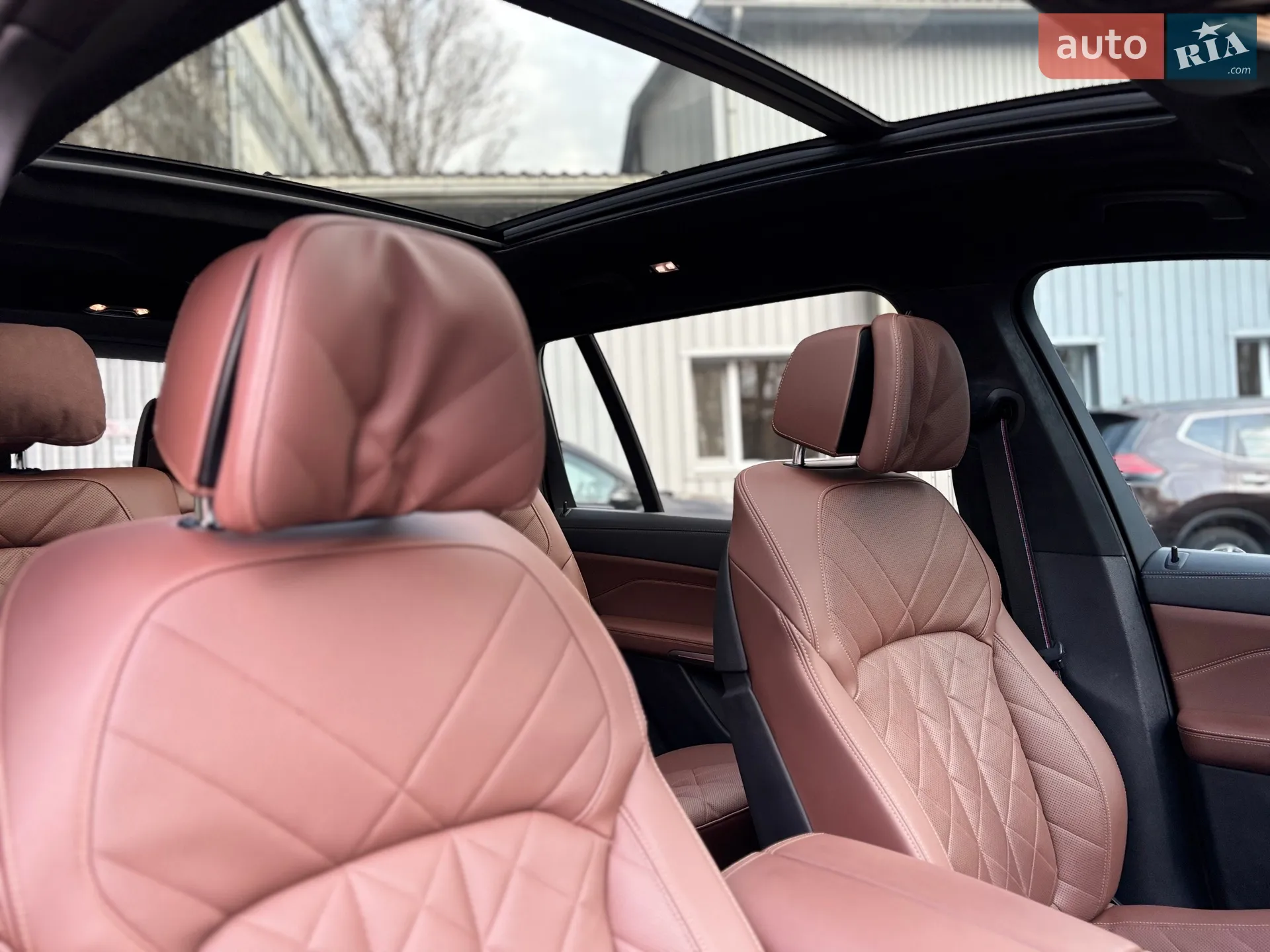 2023 BMW X7 - мініатюра 38