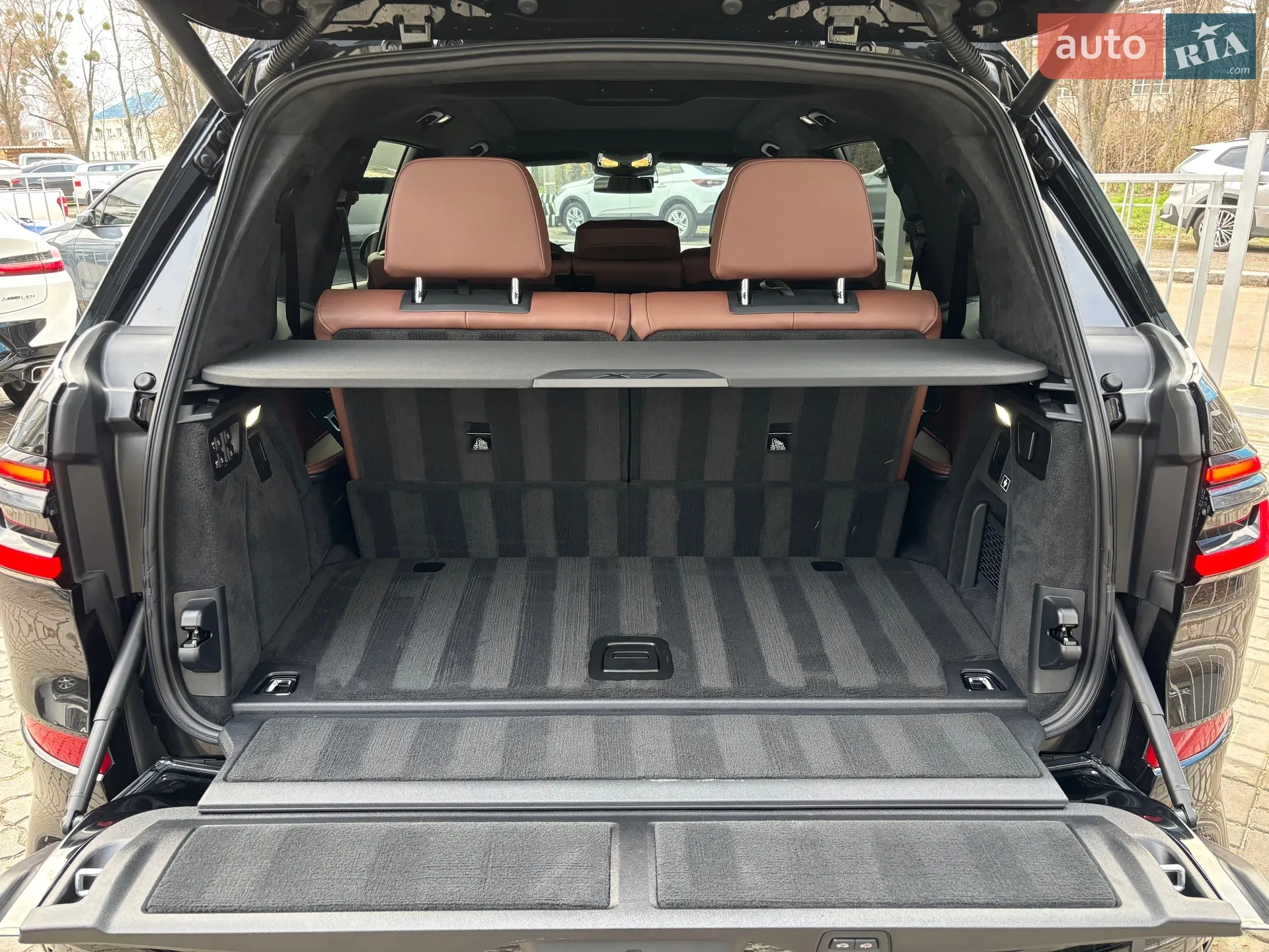 2023 BMW X7 - мініатюра 45