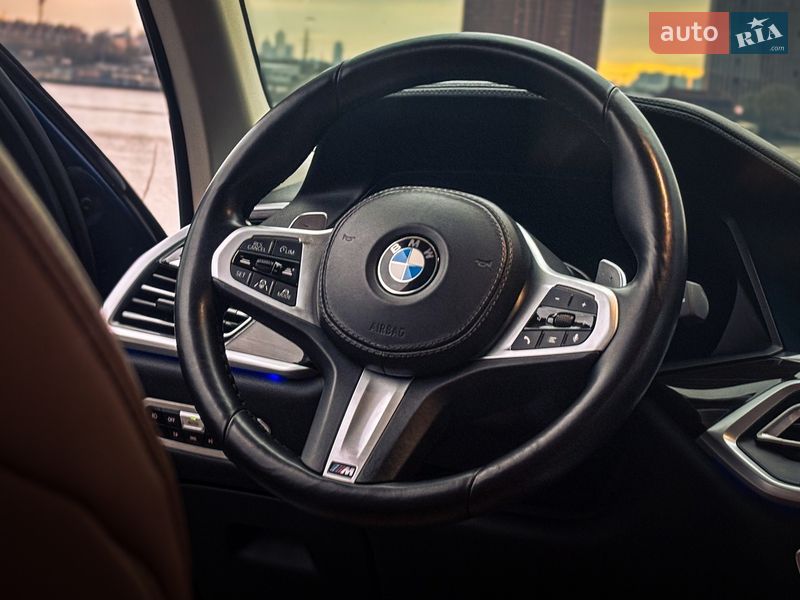 Внедорожник / Кроссовер BMW X7 2019 в Киеве