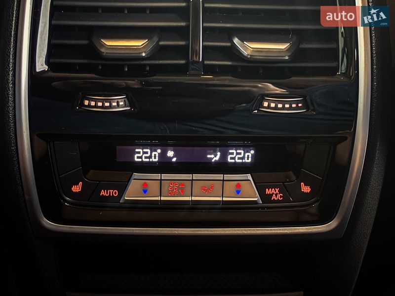 Внедорожник / Кроссовер BMW X7 2019 в Киеве
