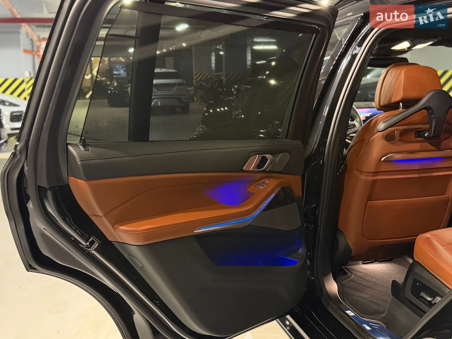 2023 BMW X7 - мініатюра 14