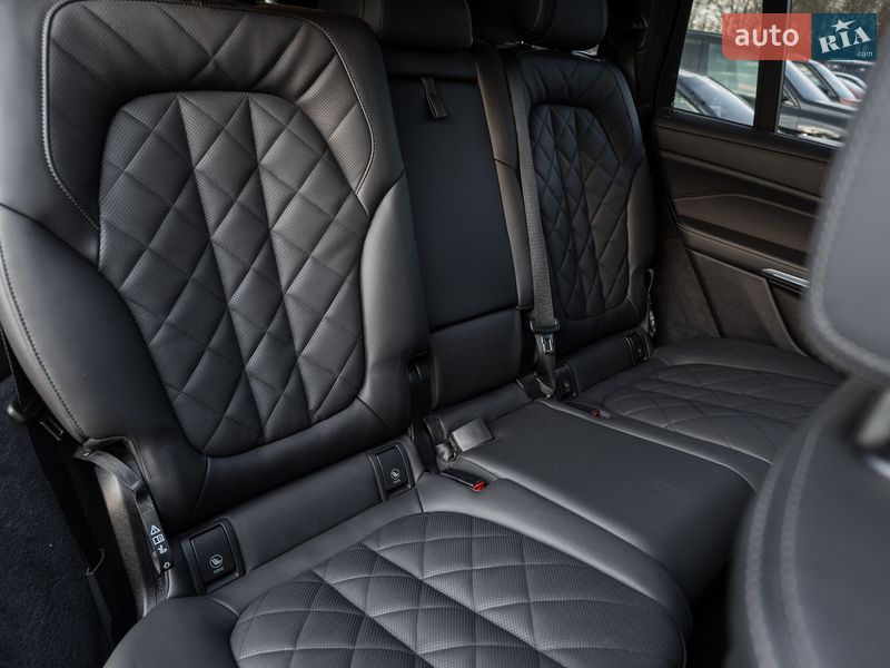 Позашляховик / Кросовер BMW X7 2025 в Львові фото 30 Позашляховик / Кросовер BMW X7 2025 в Львові