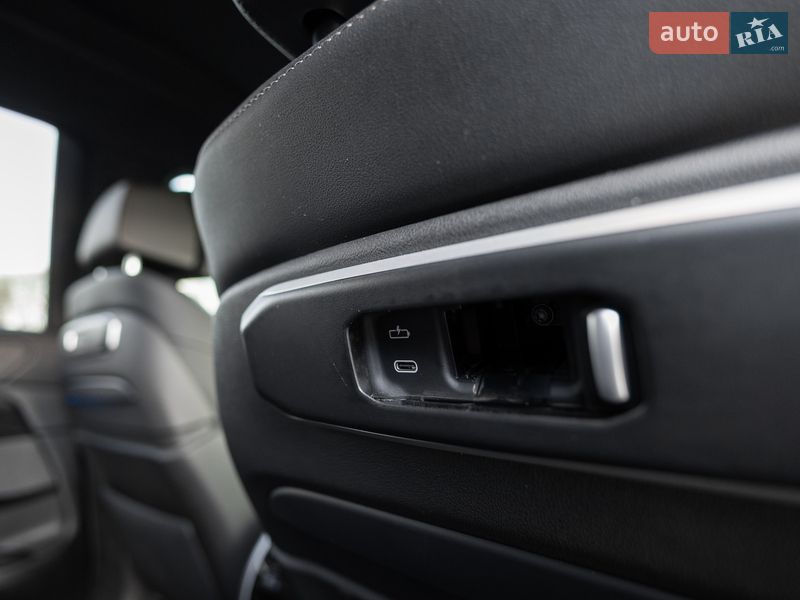 Позашляховик / Кросовер BMW X7 2025 в Львові фото 33 Позашляховик / Кросовер BMW X7 2025 в Львові