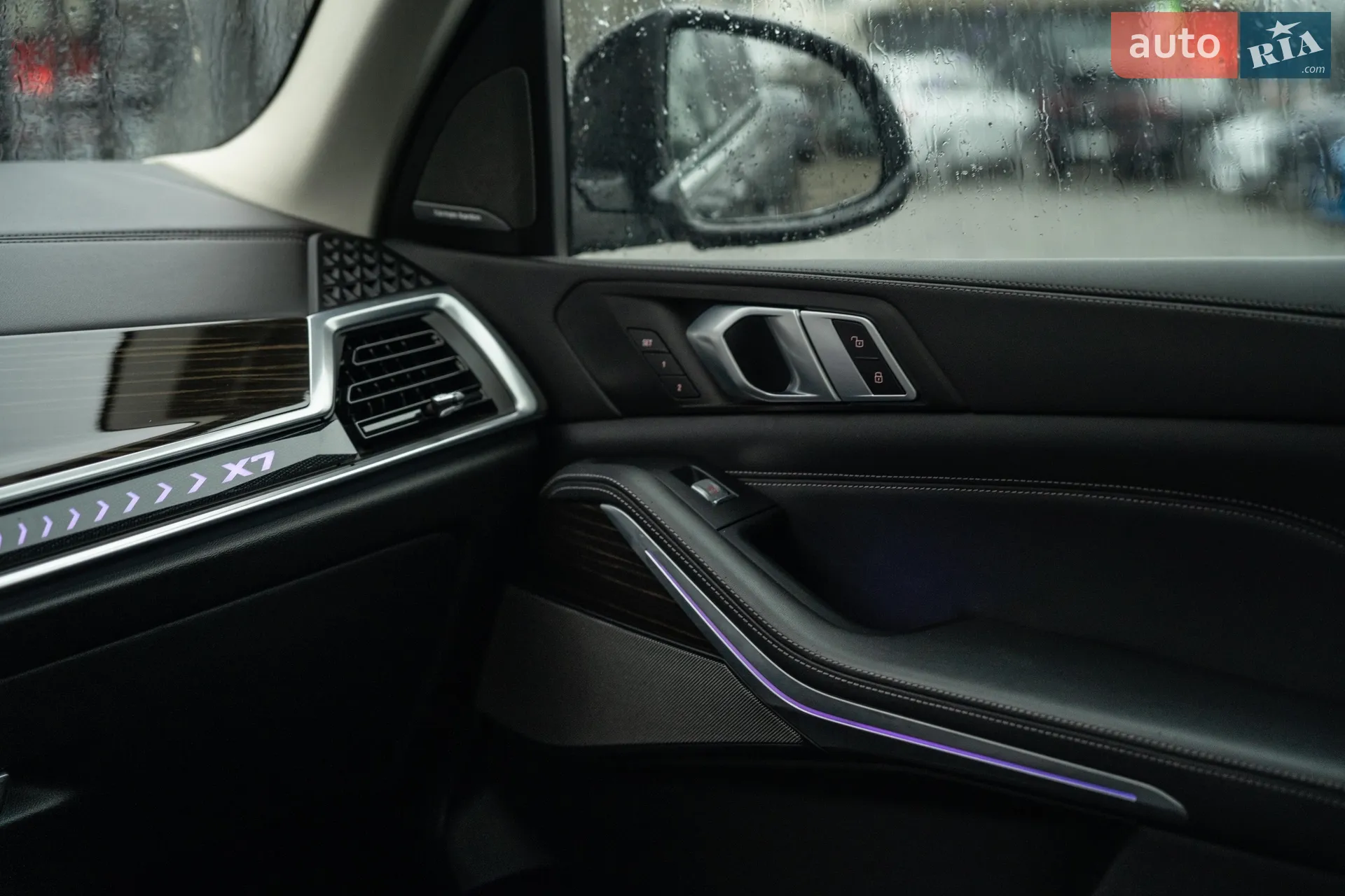 2022 BMW X7 - мініатюра 38