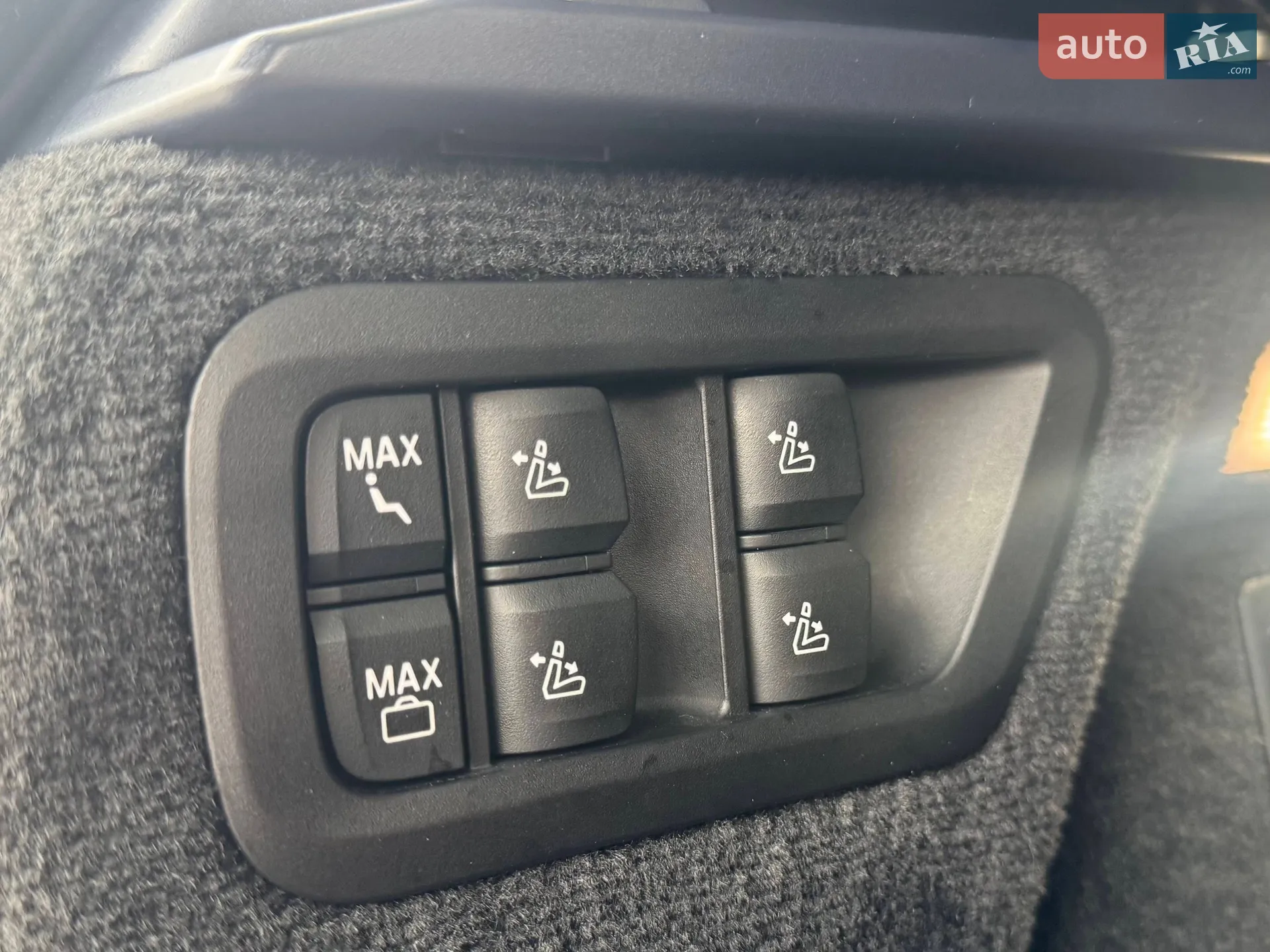 2019 BMW X7 - мініатюра 18
