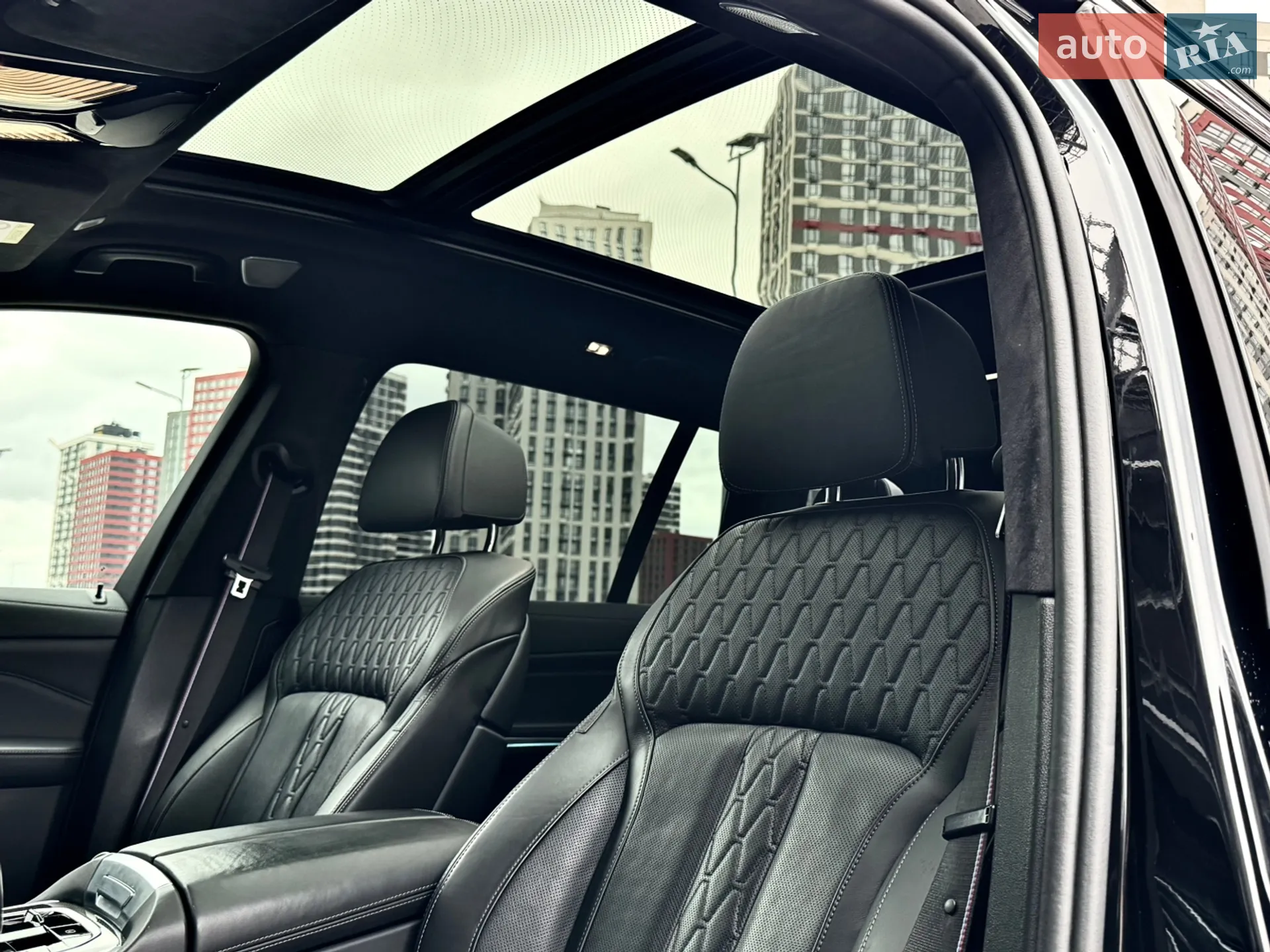2023 BMW X7 - мініатюра 2