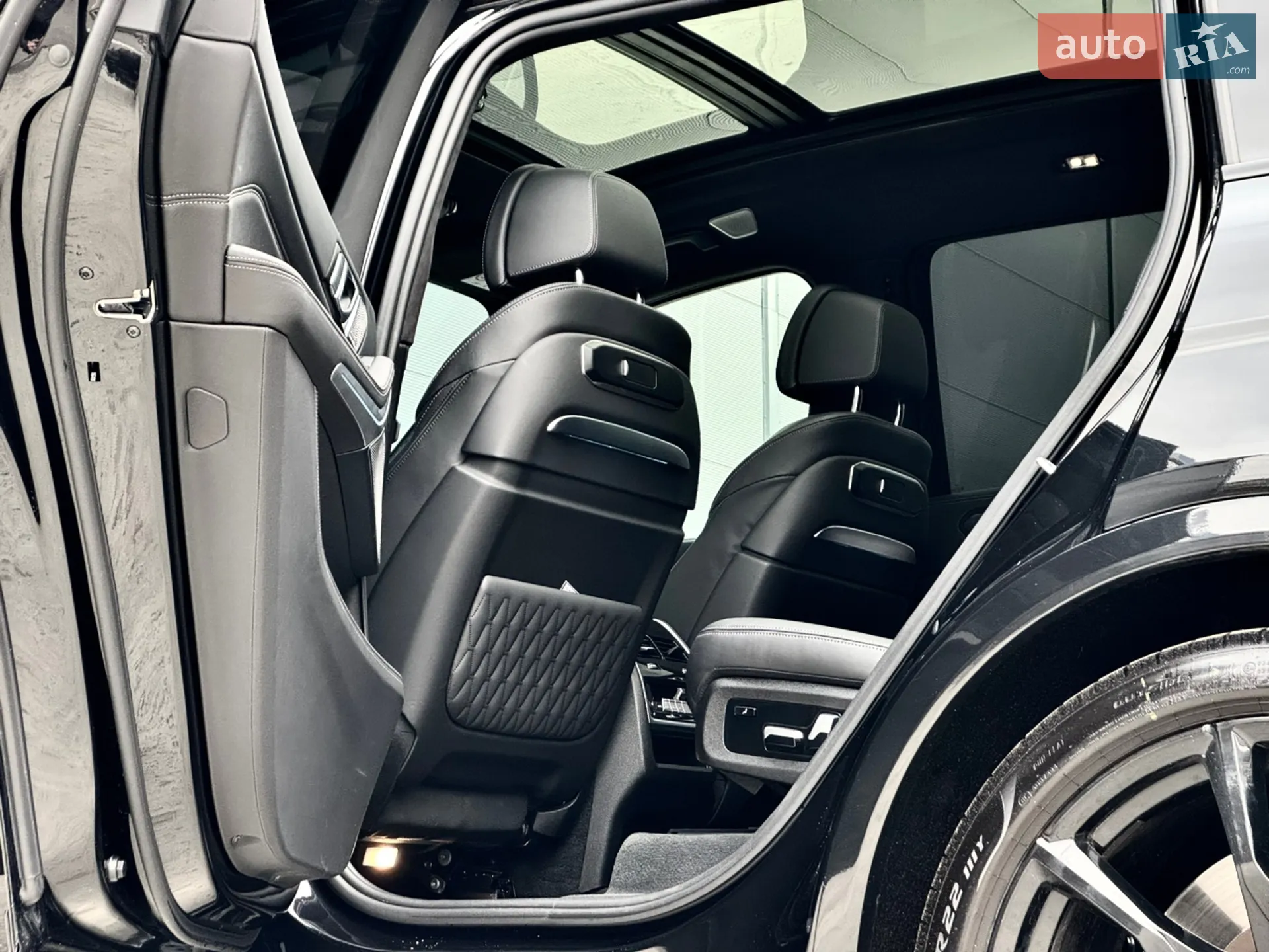 2023 BMW X7 - мініатюра 52