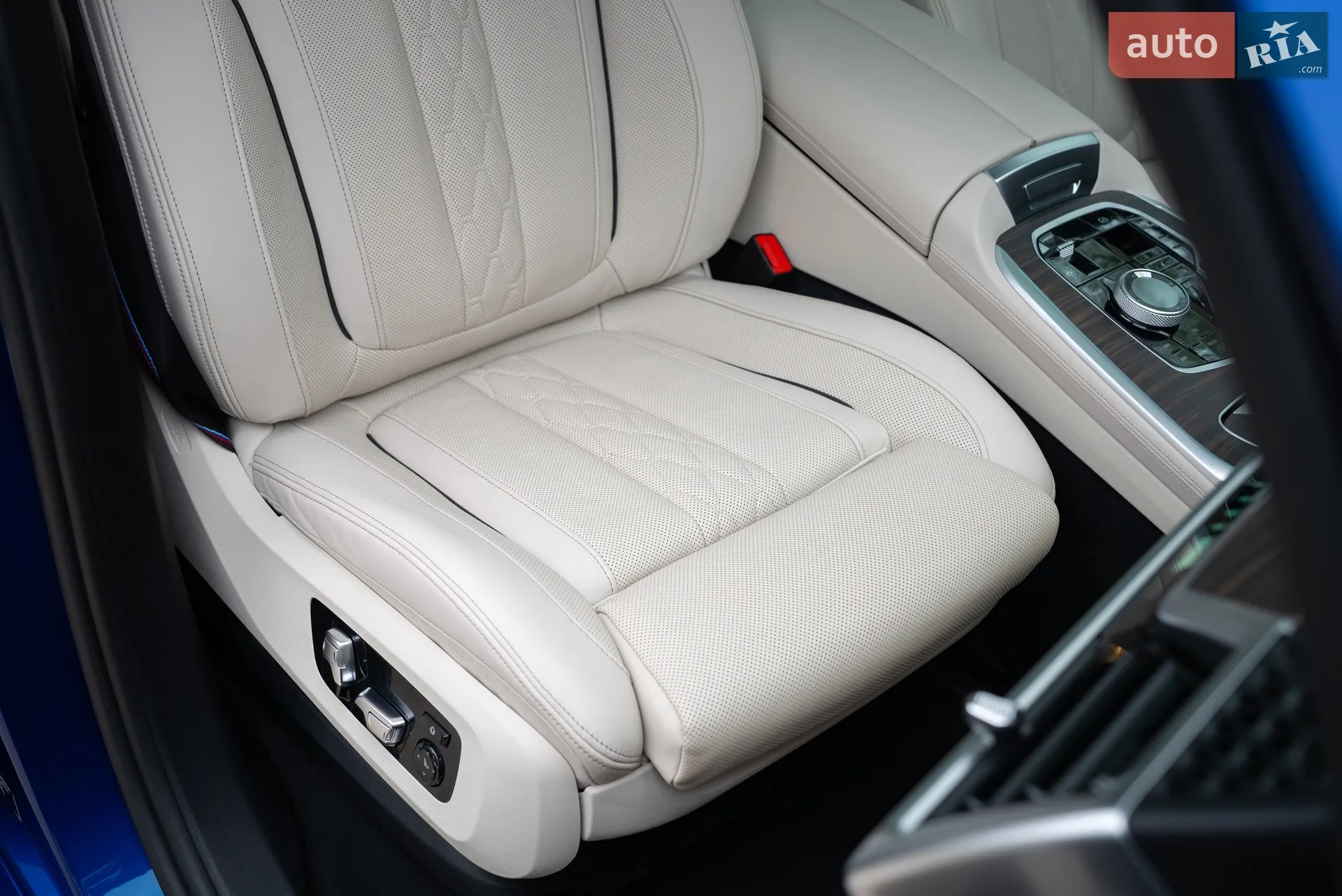 2023 BMW X7 - мініатюра 30