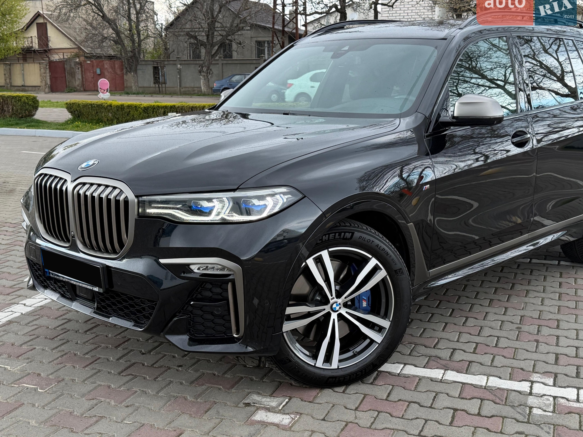 2022 BMW X7 - фото 1
