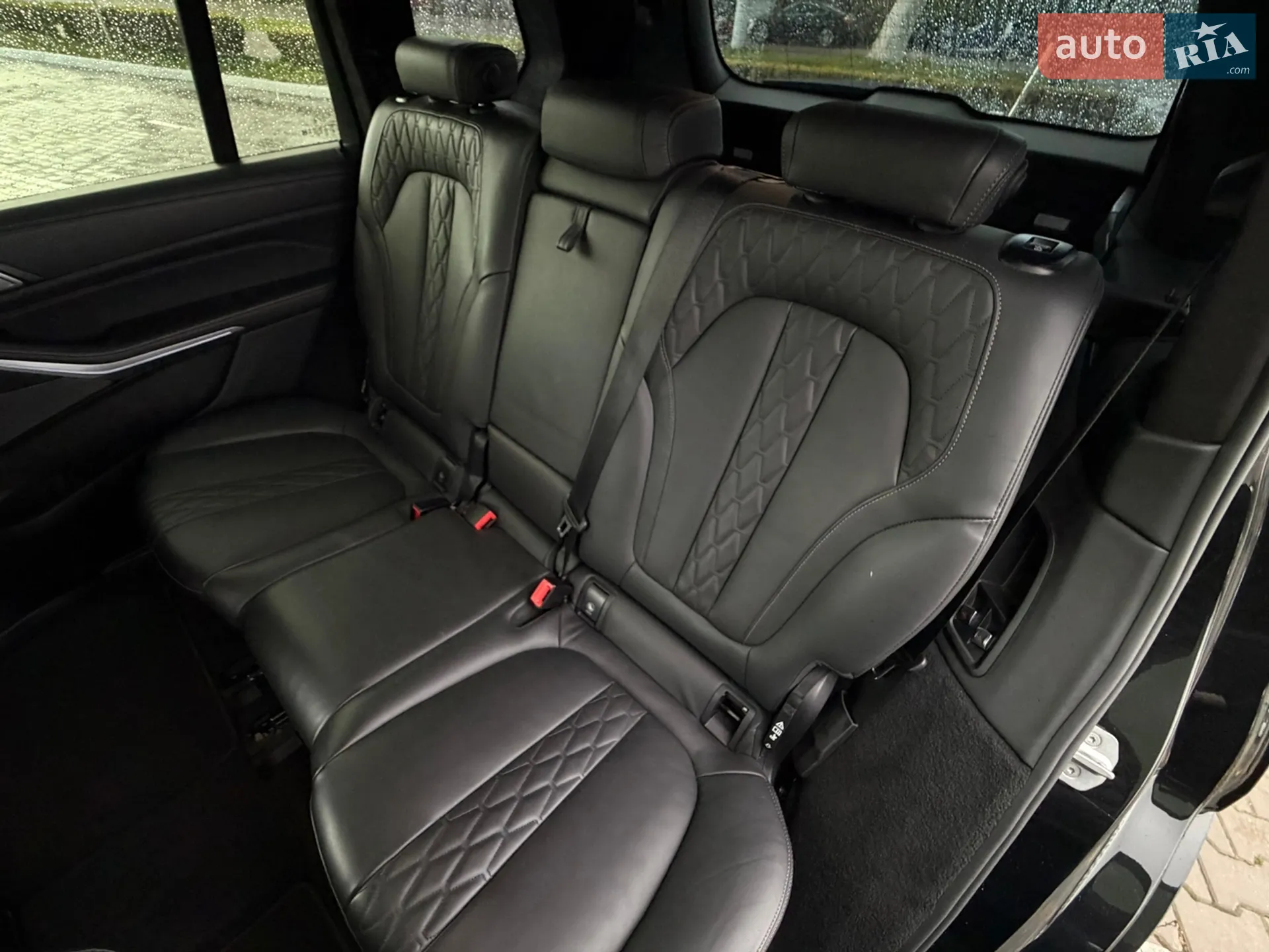 2022 BMW X7 - мініатюра 27