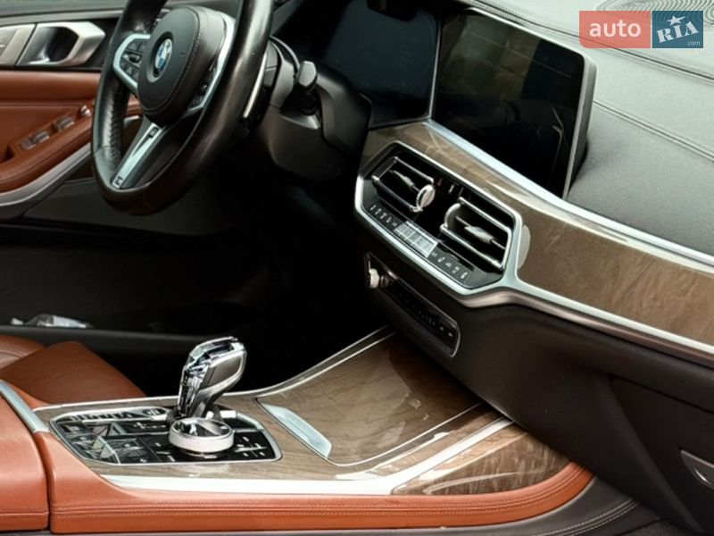 Позашляховик / Кросовер BMW X7 2019 в Дніпрі фото 19 Позашляховик / Кросовер BMW X7 2019 в Дніпрі
